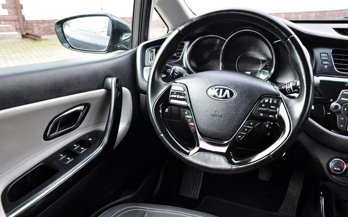 Kia Ceed cena 40900 przebieg: 162000, rok produkcji 2013 z Strumień małe 742